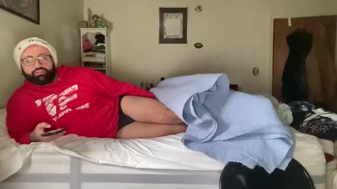 Snapshot of bigbackmuscles1296 chatting on 11.08.25 Mr. Muscle Monster online show from 11.08.25