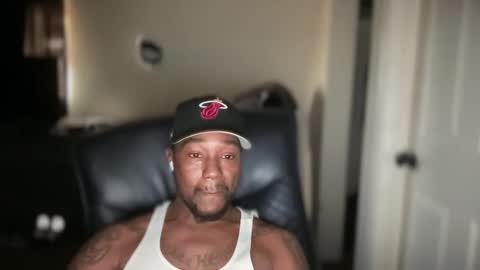 Snapshot of bigbackwoodcali chatting on 02.18.26 bigbackwoodcali online show from 02.18.26