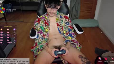 Snapshot of bigbadmj chatting on 11.05.25 Asta online show from 11.05.25