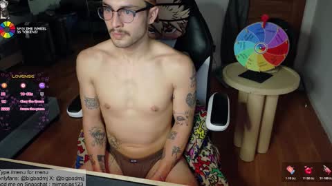 Snapshot of bigbadmj chatting on 11.06.25 Asta online show from 11.06.25