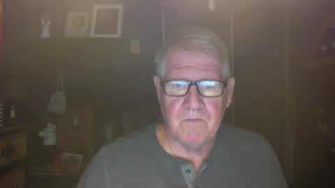 Snapshot of bigbeerdrinker1 chatting on 10.14.25 bigbeerdrinker online show from 10.14.25