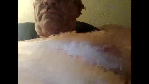 bigbikes71781 online show from 10.11.25