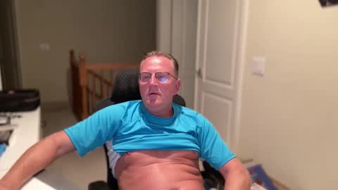 Snapshot of bigblondviking chatting on 03.28.26 bigblondviking online show from 03.28.26