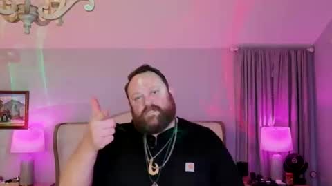 Snapshot of bigboi1o11 chatting on 11.24.25 Bigboi1o11 online show from 11.24.25