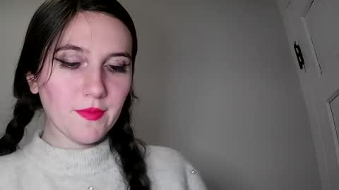 Isabella online show from 02.02.25