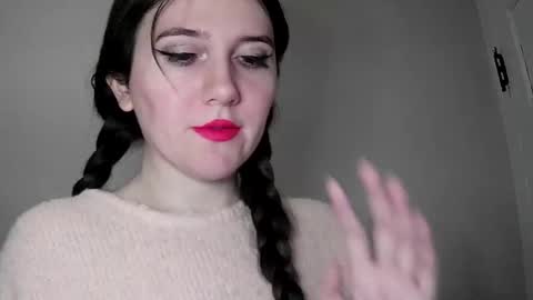 Isabella online show from 02.09.25