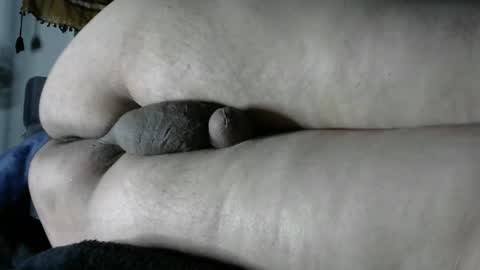 Snapshot of bigboybigbutt69 chatting on 10.25.25 bigboybigbutt69 online show from 10.25.25