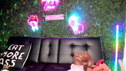 bigbuttsarena online show from 12.14.24