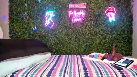 bigbuttsarena online show from 02.05.26