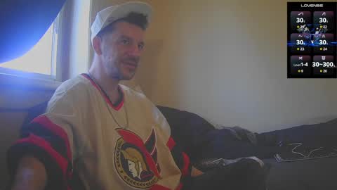 Jon - Im Straight online show from 10.26.25