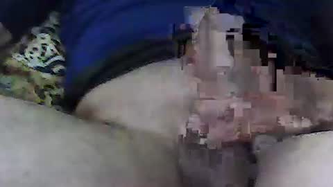 Snapshot of bigcock977654 chatting on 02.19.25 bigcock977654 online show from 02.19.25