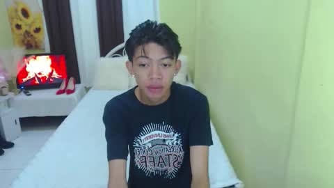 Snapshot of bigcock_kerbzz chatting on 10.18.25 bigcock_kerbzz online show from 10.18.25