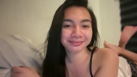 Snapshot of bigcock_yeng chatting on 05.18.26 Yeng online show from 05.18.26