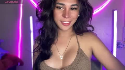 queen amanda online show from 05.18.26