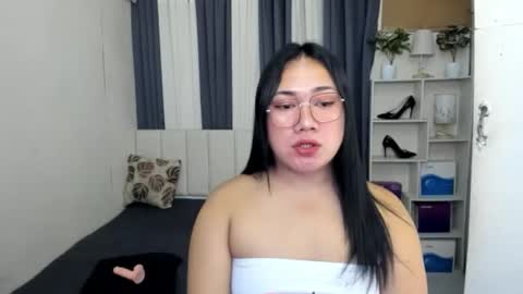 BABY LEXIE online show from 02.10.26