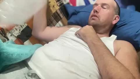 Snapshot of bigcocksuckingslut chatting on 11.04.25 bigcocksuckingslut online show from 11.04.25