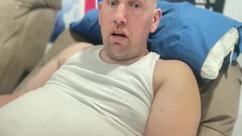bigcocksuckingslut online show from 04.12.26