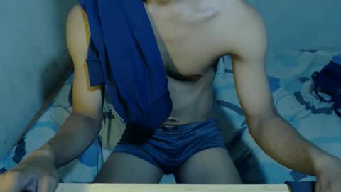 Snapshot of bigcockyummysex chatting on 10.27.25 bigcockyummysex online show from 10.27.25