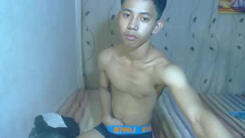 Snapshot of bigcockyummysex chatting on 10.31.25 bigcockyummysex online show from 10.31.25