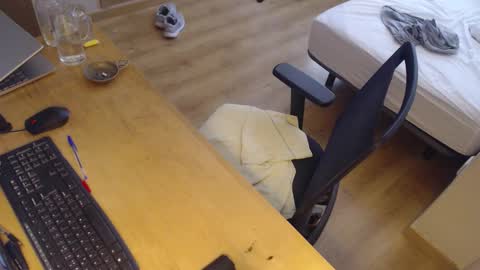 Snapshot of bigcok35spain chatting on 09.16.25 bigcok35spain online show from 09.16.25