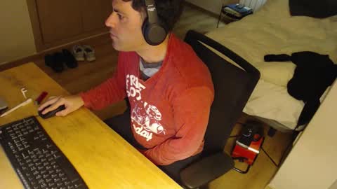 Snapshot of bigcok35spain chatting on 02.15.26 bigcok35spain online show from 02.15.26