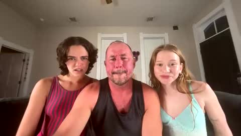 Snapshot of bigdaddytejas chatting on 03.26.26 Big Daddy Tejas online show from 03.26.26