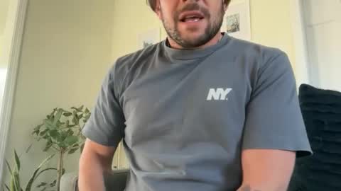 Snapshot of bigdmatty31 chatting on 11.23.25 bigdmatty31 online show from 11.23.25