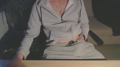 Snapshot of bigdutchenergy chatting on 02.16.26 BigDutchEnergy online show from 02.16.26