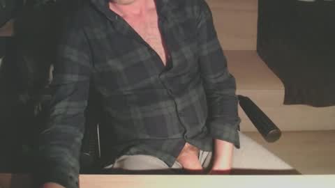 Snapshot of bigdutchenergy chatting on 03.09.26 BigDutchEnergy online show from 03.09.26