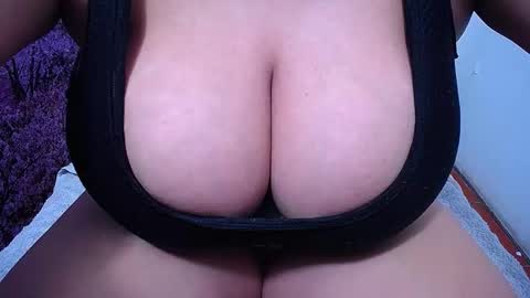  Sunny   online show from 10.13.25