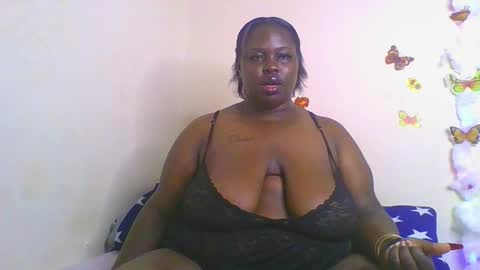 Bigg Cate online show from 11.16.25