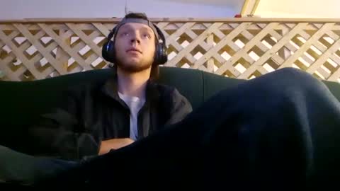 Snapshot of biggestboiiii chatting on 03.11.25 biggestboiiii online show from 03.11.25