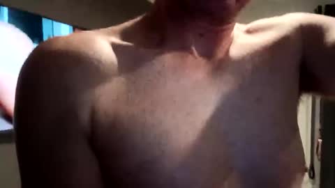 Snapshot of biggllh chatting on 09.17.25 biggllh online show from 09.17.25