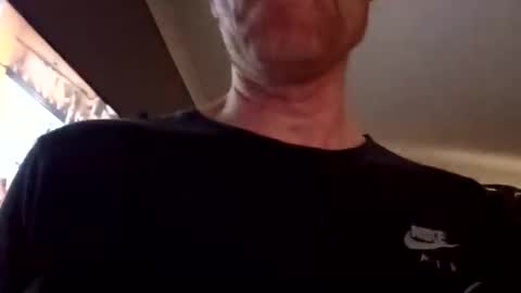 Snapshot of biggllh chatting on 09.21.25 biggllh online show from 09.21.25