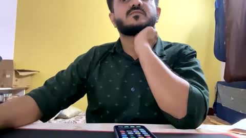 Snapshot of bighandsomesatisfy chatting on 03.18.26 bighandsomesatisfy online show from 03.18.26