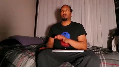 Snapshot of bighardcock989 chatting on 01.26.25 bighardcock989 online show from 01.26.25