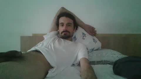 Snapshot of bigjames_chicago chatting on 10.10.25 daddy online show from 10.10.25