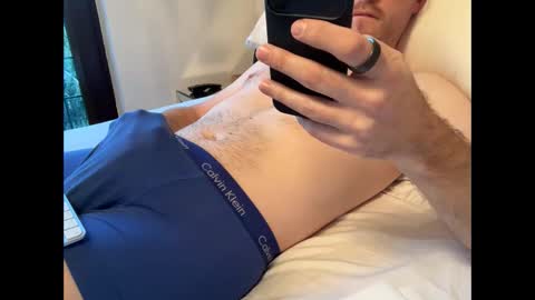 Snapshot of biglove2222v2 chatting on 12.20.25 biglove2222v2 online show from 12.20.25