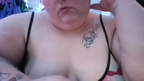 Snapshot of bigmama91 chatting on 10.30.25 bigmama91 online show from 10.30.25