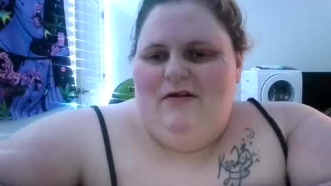 Snapshot of bigmama91 chatting on 10.31.25 bigmama91 online show from 10.31.25