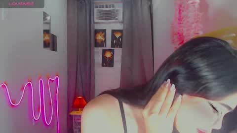 kiaaannaaaa online show from 04.20.26