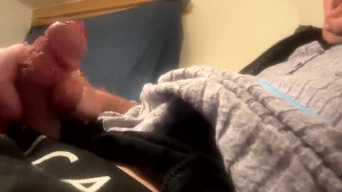 Snapshot of bigoldhardcock69 chatting on 12.26.24 bigoldhardcock69 online show from 12.26.24