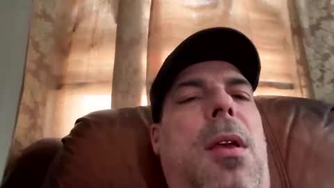 Snapshot of bigpete01002 chatting on 01.22.25 bigpete01002 online show from 01.22.25