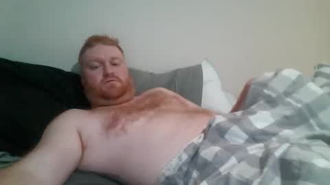 Snapshot of bigred92899 chatting on 02.15.26 bigred92899 online show from 02.15.26