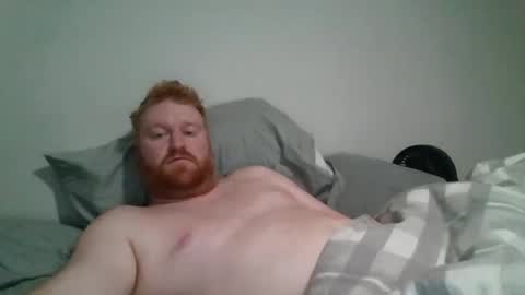 Snapshot of bigred92899 chatting on 03.26.26 bigred92899 online show from 03.26.26