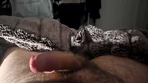 Snapshot of bigrobnob chatting on 12.03.25 bigrobnob online show from 12.03.25