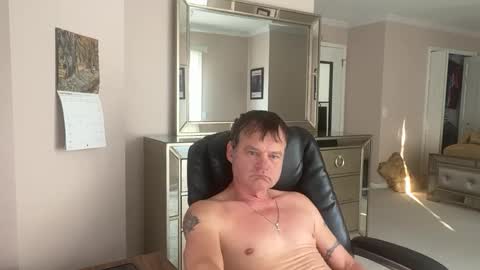 Snapshot of bigsteve24cm chatting on 11.16.25 bigsteve24cm online show from 11.16.25