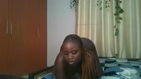 Snapshot of bigtits_baddie chatting on 12.02.25 bigtits_baddie online show from 12.02.25