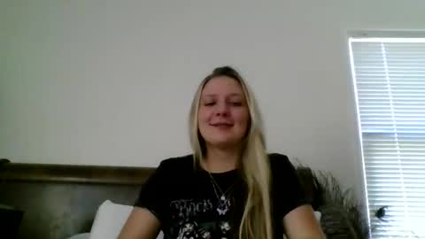 Snapshot of bigtittybella21 chatting on 07.02.26 bigtittybella21 online show from 07.02.26