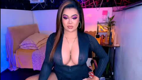 Snapshot of bigtraditionalts chatting on 06.18.26 katy asianbigcockcumshowsmokeanal online show from 06.18.26